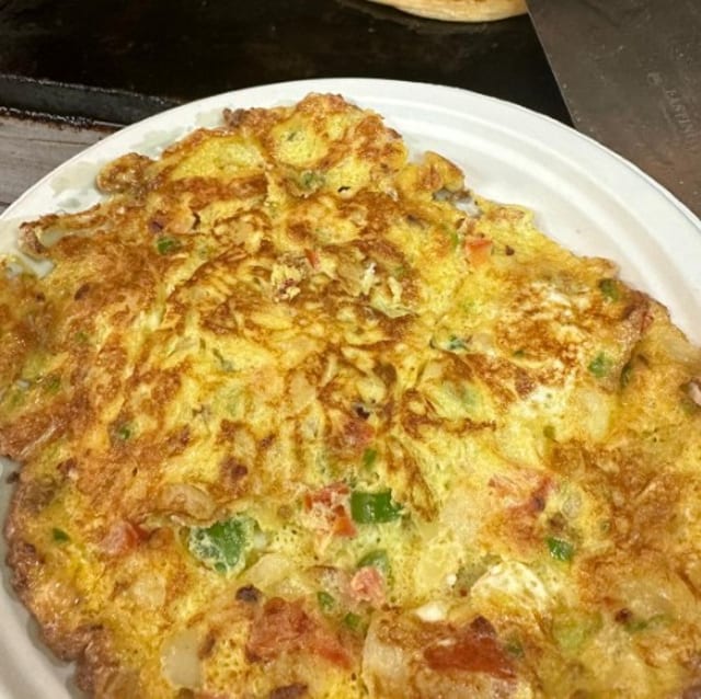 Eggs-.