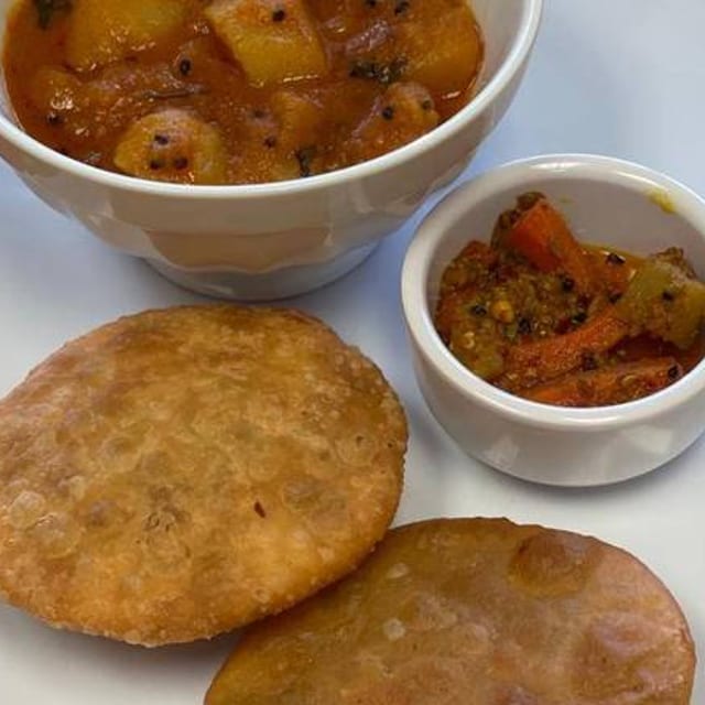 Daal Kachori.